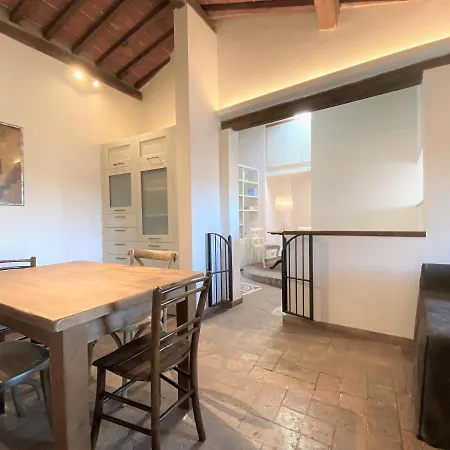 Da Bernardino-cozy With Bike Box Apartamento *