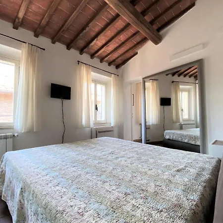 Da Bernardino-cozy With Bike Box Apartment Siena